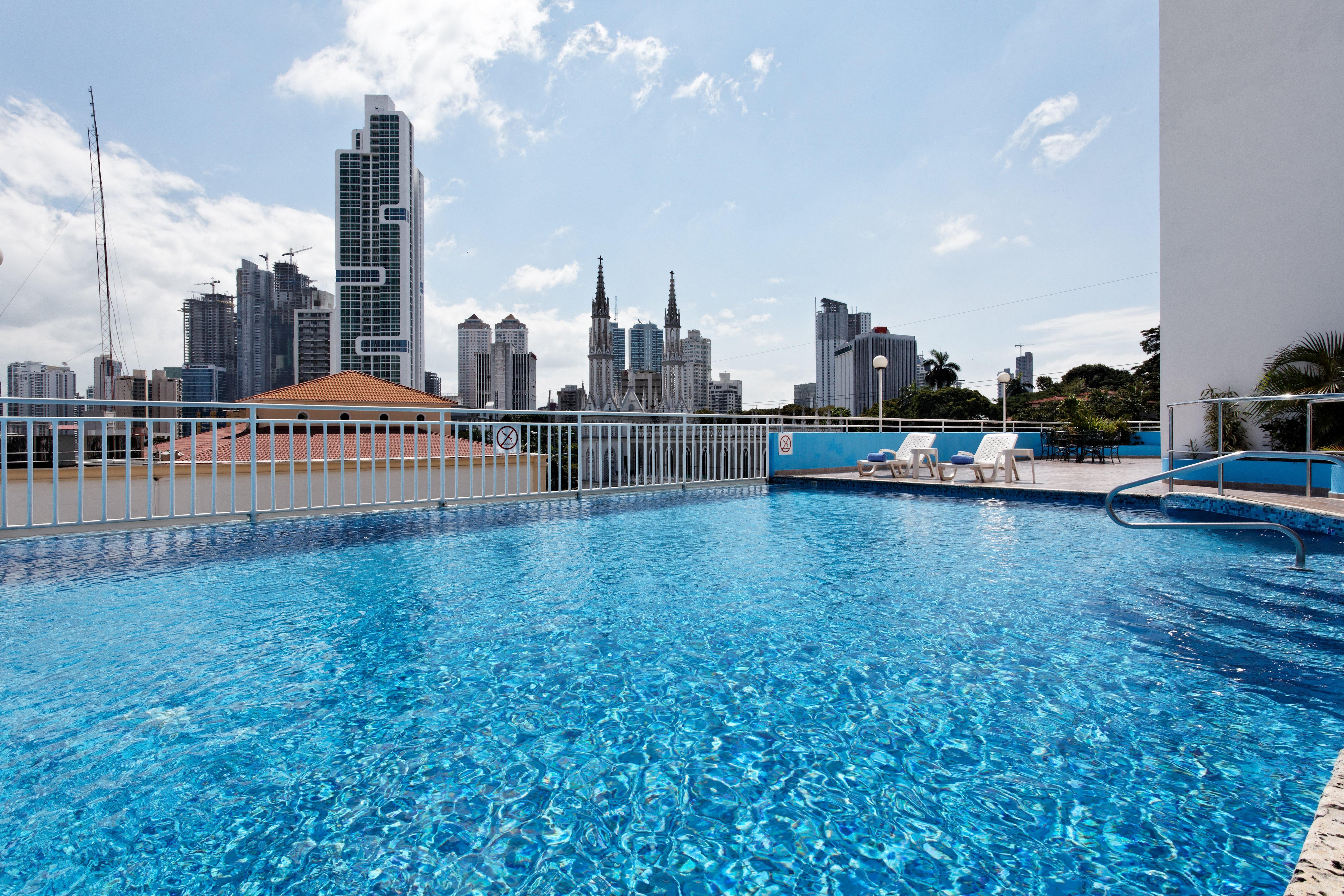 Отель Crowne Plaza Panama By Ihg Экстерьер фото