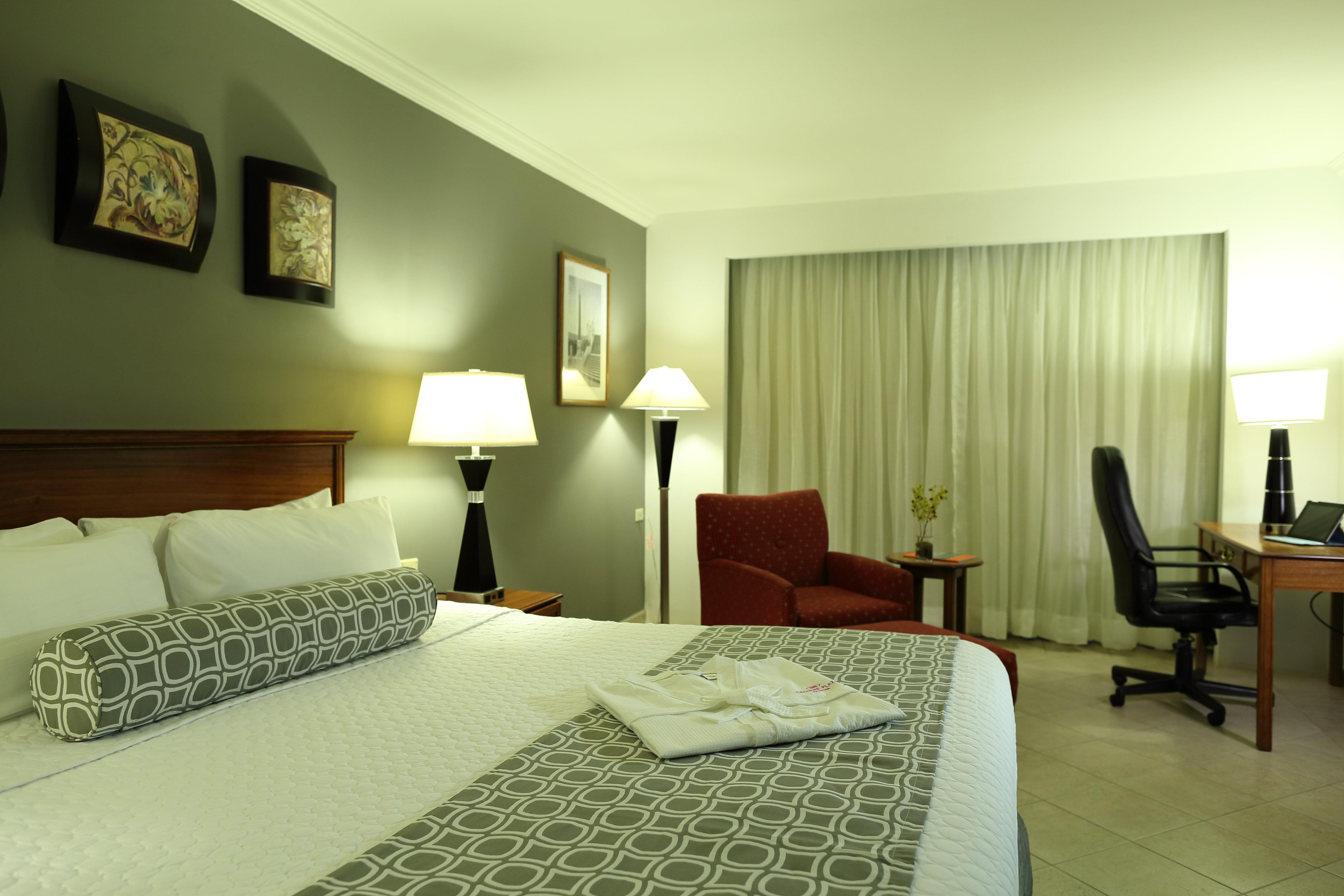 Отель Crowne Plaza Panama By Ihg Экстерьер фото
